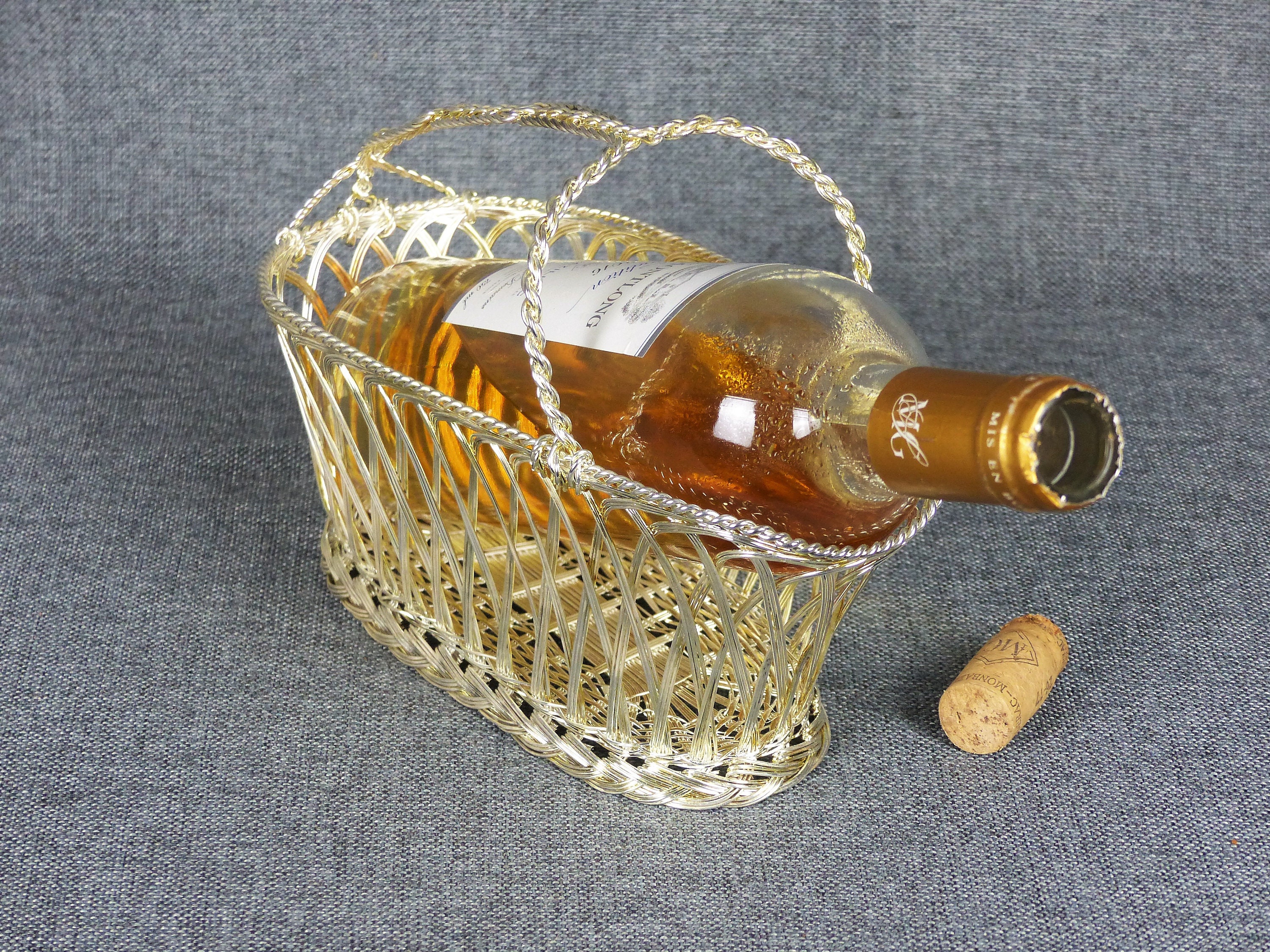 Vintage Français Wireware Wine Caddy