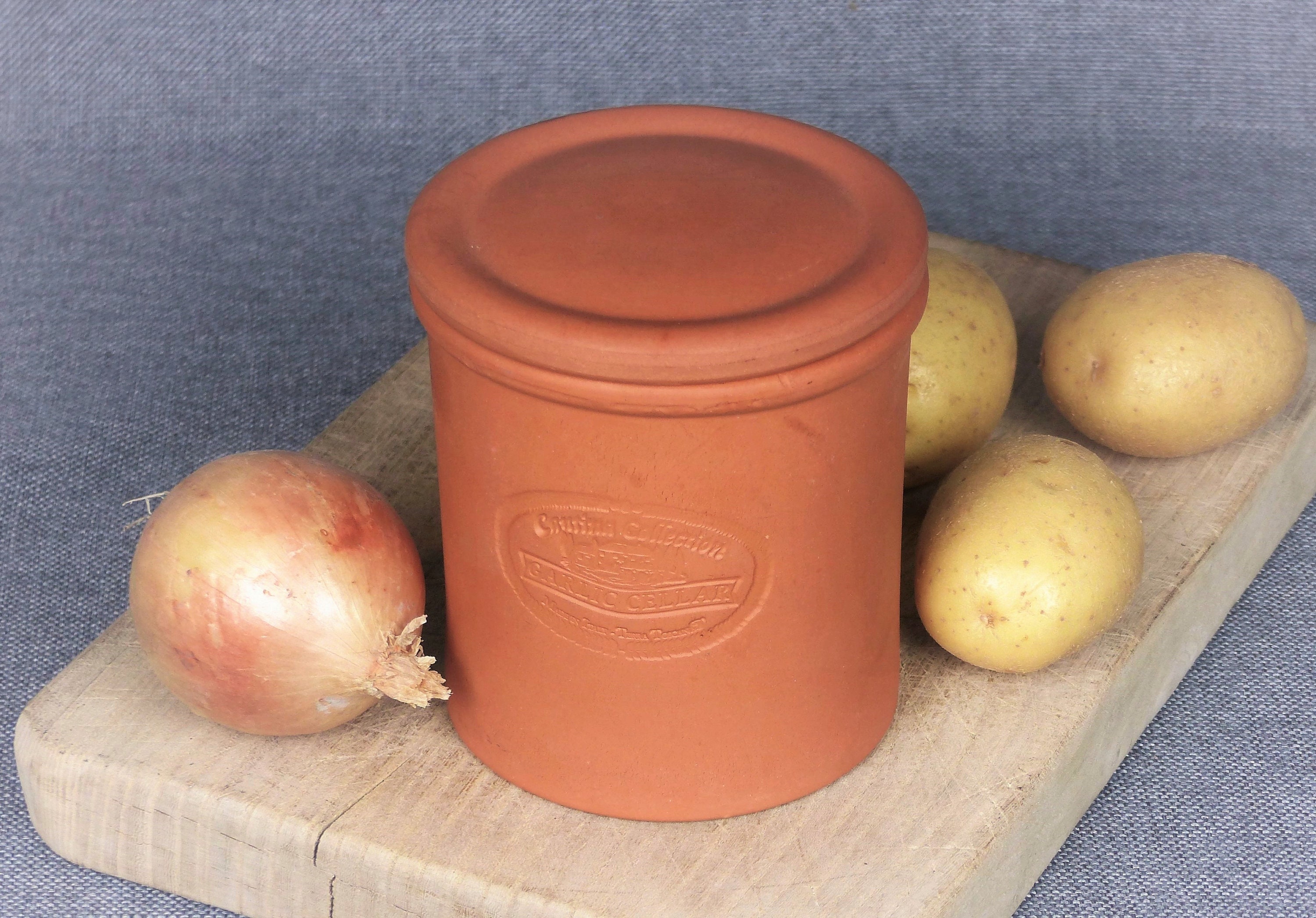 Vintage Tuscan Terracotta Garlic Keeper