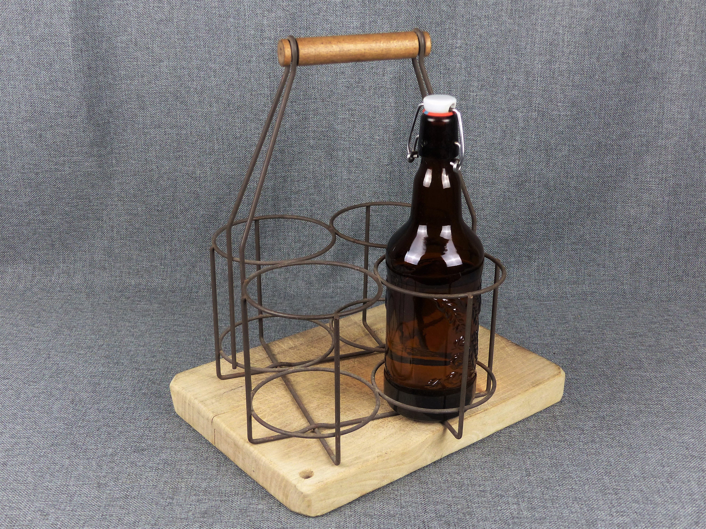 Vintage Français Metal Bottle Carrier