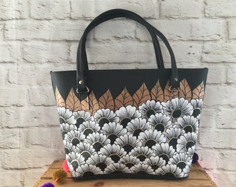 Hand Painted Floral Mexican Purse Handbag - Vegan Cruelty Free Mexican Tote Bag - Bolsa Pintada Mexicana - Artesanias Mexicanas