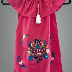 Mexikanisches Mädchen Kleid - Besticktes Mädchenkleid - Mexikanisches Fiesta Kleid - Rosa Mexikanisches Kleid - Vestiditio Bordado Artesanal