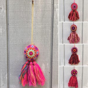 Borla de pompón de fieltro mexicano bordada a mano hecha a mano