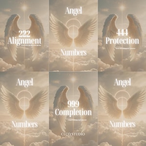 Op de afbeelding: Een collage met engelen vleugels en de tekst "Angel Numbers". Elke sectie toont een nummer: 222 (Uitlijning), 444 (Bescherming) en 999 (Voltooiing). De achtergrond is een zachte, bewolkte lucht met helder licht.