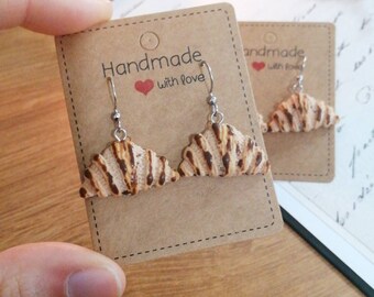 Kawaii croissant earrings, cute handmade polymer clay, fimo miniatures, fimo creations, gift idea, ceremony