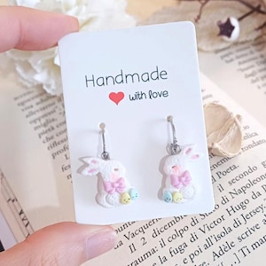 Easter Bunny Hoop Earrings in Fimo, Easter earrings in hypoallergenic stainless steel, lightweight cartilage jewelry for women.