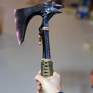 Apex Legends Bloodhound Heirloom
