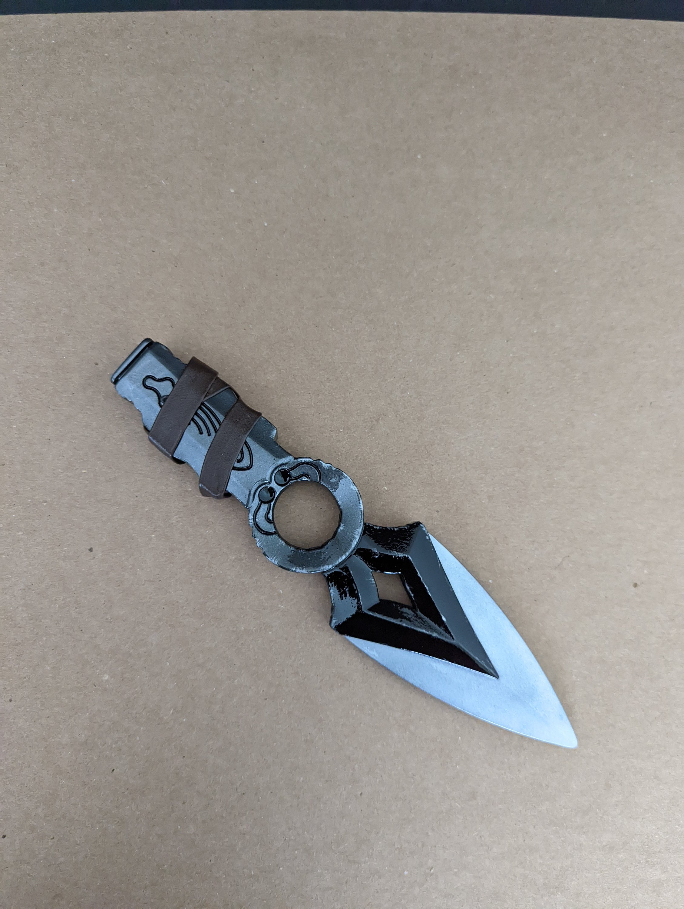 【2本】VALOLANT ジェット ナイフ 黒 コスプレ 武器 2本】VALOLANT ジェット ナイフ 黒 コスプレ 武器 - メルカリ