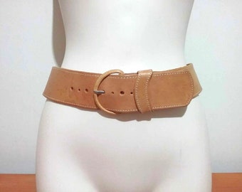 Tan genuine leather waist or hip belt, Ladies buckle up curved belt, retro 90s vintage leather belts, Hippie boho fitted leather belt
