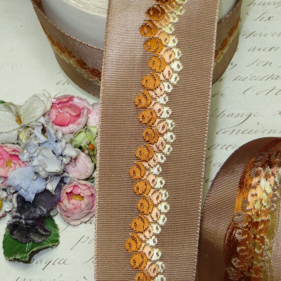 1Y grain FRANÇAIS gros grain 1Y soie 1 3/4 '' ruban bord droit point bleu garniture 1920s 1930s Stetson Fedora gros grain Cloche chapellerie fleur Art déco 5f89b1 1Y grain FRANÇAIS gros grain 1Y soie 1 3/4 '' ruban bord droit point bleu garniture 1920s 1930s Stetson Fedora gros grain Cloche chapellerie fleur Art déco 5f89b1