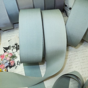 3 yards âgés de BLEU VERT GRIS Ruban Petersham Ruban délavé Garniture de chapeau gros-grain 1920 1930 Fedora cloche Stetson