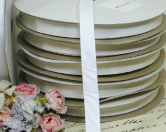 25y Roll WHITE PETERSHAM RIBBON Cotton Rayon vintage grosgrain tag:  1950 Pill Box hat Millinery Flower Rose Antique Wedding Dress Farmhouse