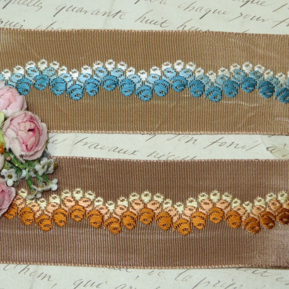 1Y grain FRANÇAIS gros grain 1Y soie 1 3/4 '' ruban bord droit point bleu garniture 1920s 1930s Stetson Fedora gros grain Cloche chapellerie fleur Art déco 5f89b1 1Y grain FRANÇAIS gros grain 1Y soie 1 3/4 '' ruban bord droit point bleu garniture 1920s 1930s Stetson Fedora gros grain Cloche chapellerie fleur Art déco 5f89b1