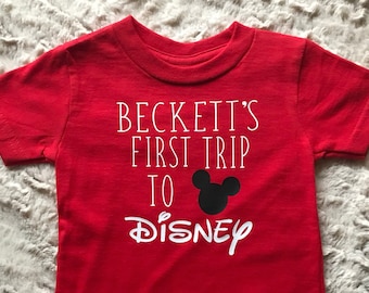 Första resan till Disney-tröja | Personlig Disney-tröja | Disney-semestertröja | Disney-tröja