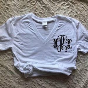 Monogrammed Shirt V-neck | Personalized Shirt | Womens V-neck Shirt | Monogrammed Shirt | Circle Monogram | Vine Monogram