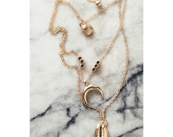 Bohemian Gold Beach Necklace | Boho Choker with Gold Sea Shell & Moon