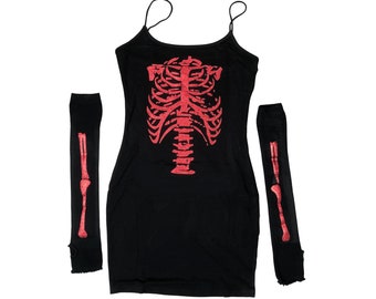 LADIES BLACK HALLOWEEN STRETCHY SKELETON TOPS WITH BLOODY HEART PRINT VEST TOP LADIES BLACK HALLOWEEN STRETCHY SKELETON TOPS WITH BLOODY HEART PRINT VEST TOP