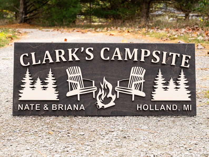 Letrero de madera personalizado para fogata / Regalos de camping personalizados / Decoración de cabañas / Decoración de caravanas / Letrero de camping con nombre de familia / Letrero de fogata con apellido imagen 2