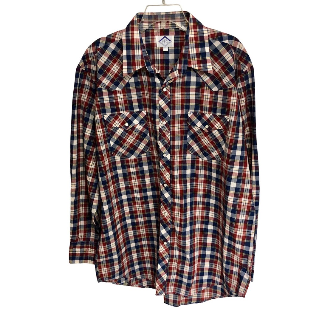 Classic 90s Americana Pearl Snap Long Sleeve Plaid Button Down