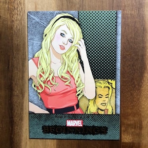 Aimant de réfrigérateur cartes à collectionner recyclées Gwen Stacey