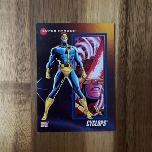 Aimant de réfrigérateur Cyclops pour cartes à collectionner recyclées