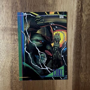 Aimant de réfrigérateur cartes à collectionner recyclées Loki