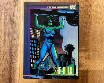 Imán para nevera con tarjeta coleccionable reciclada de She Hulk