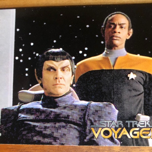 Star Trek Voyager Recycled Trading Card Fridge Magnet