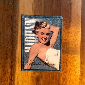 Aimant de réfrigérateur cartes à collectionner recyclées Marilyn Monroe