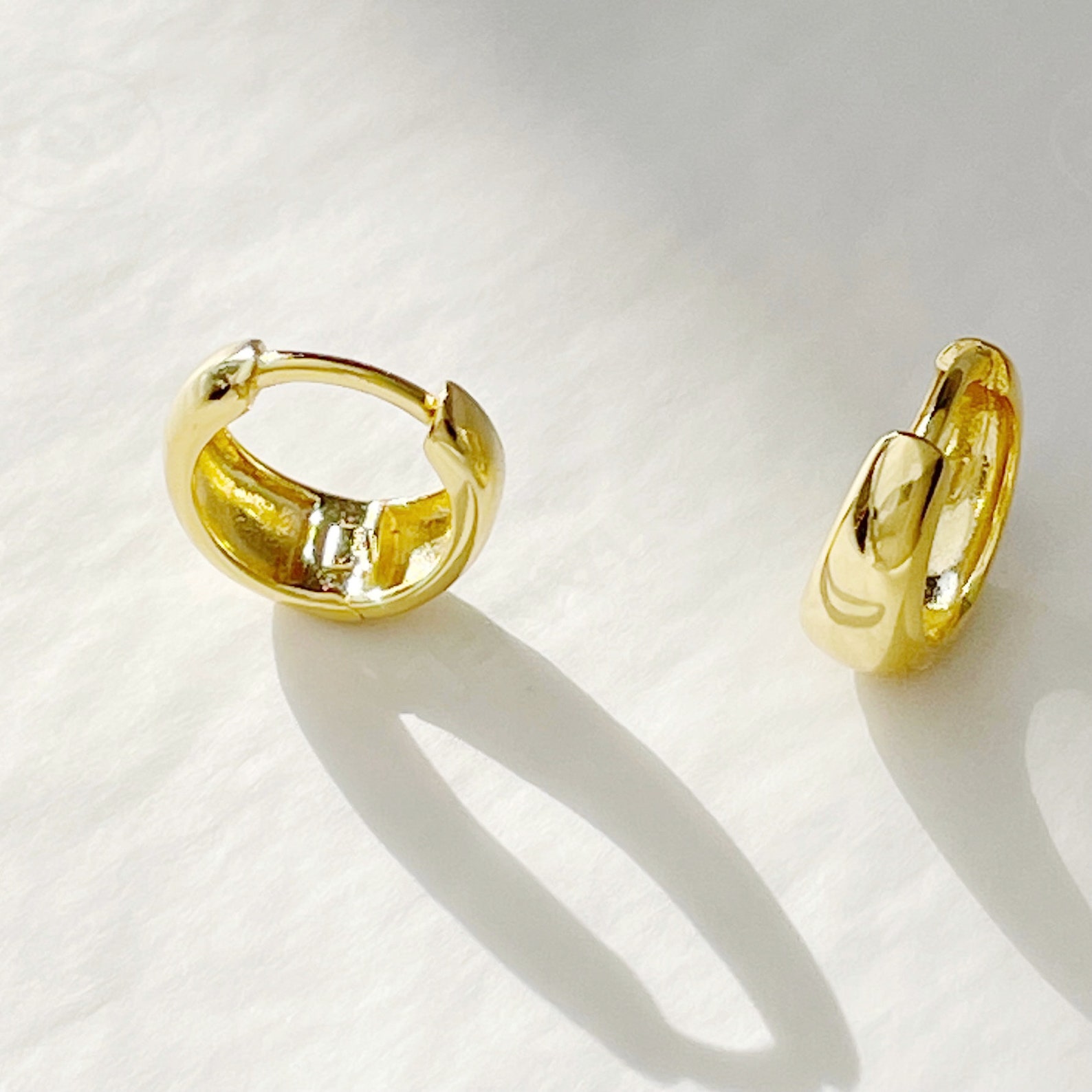 Minimalist Tapered Hoop Earrings Huggie Hoop Earrings Etsy