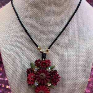 RED FLORAL CROSS, red floral cross necklace, handmade cross, Red Cross necklace, cross necklace, floral necklace, cruz de flores,collar cruz