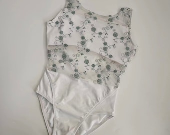 Front and back Flower lace .
