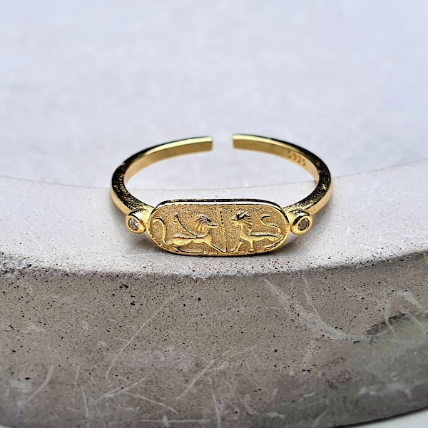 ancient coin ring, 18k gold plated adjustable ring, symbol ring, signet ring, lion symbol ring, statement ring, gold dainty ring, gold lions