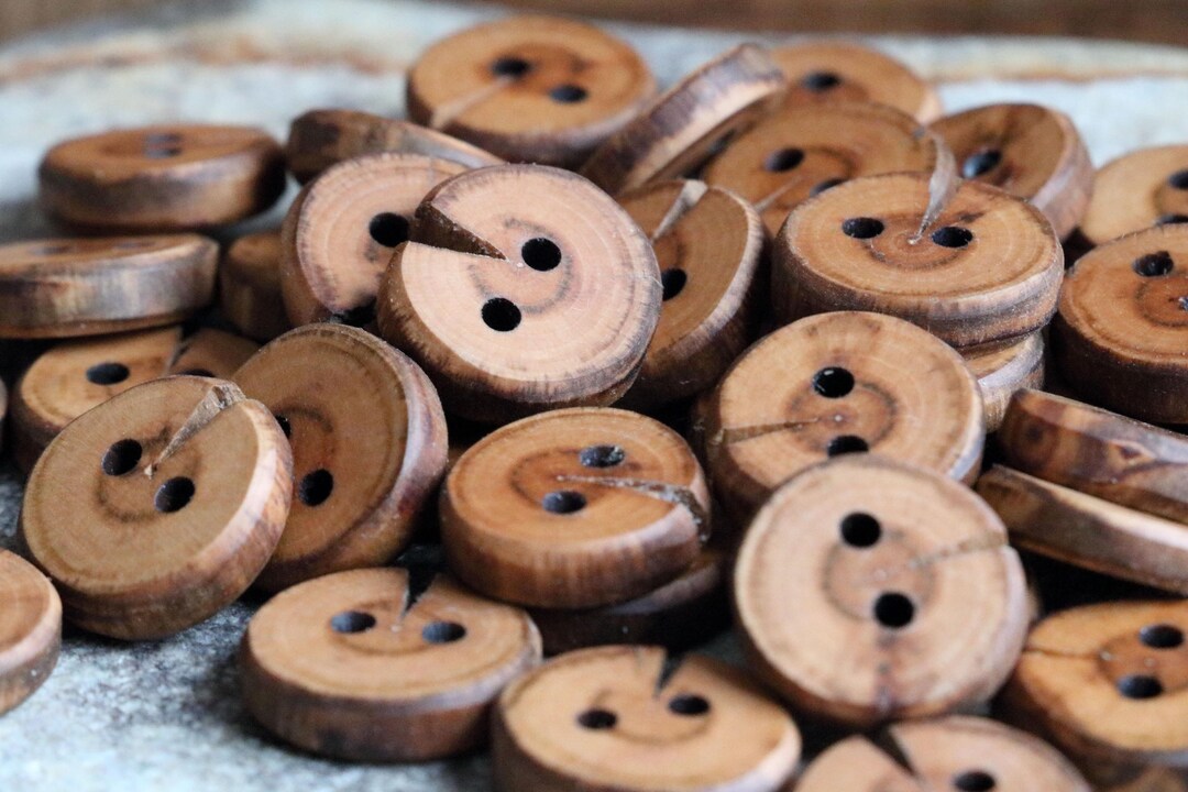 Live Edge Wooden Button , Custom Wood Button, Custom Garment Button ...