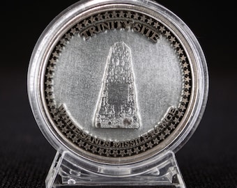 Trinity site, first atomic bomb test, 40mm commemorative coin.