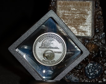 Sitio Trinity, primera prueba de la bomba atómica, moneda conmemorativa de 40 mm con pieza de Trinitite.