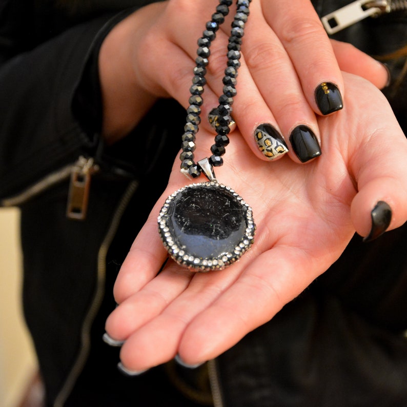 onyx stone necklace