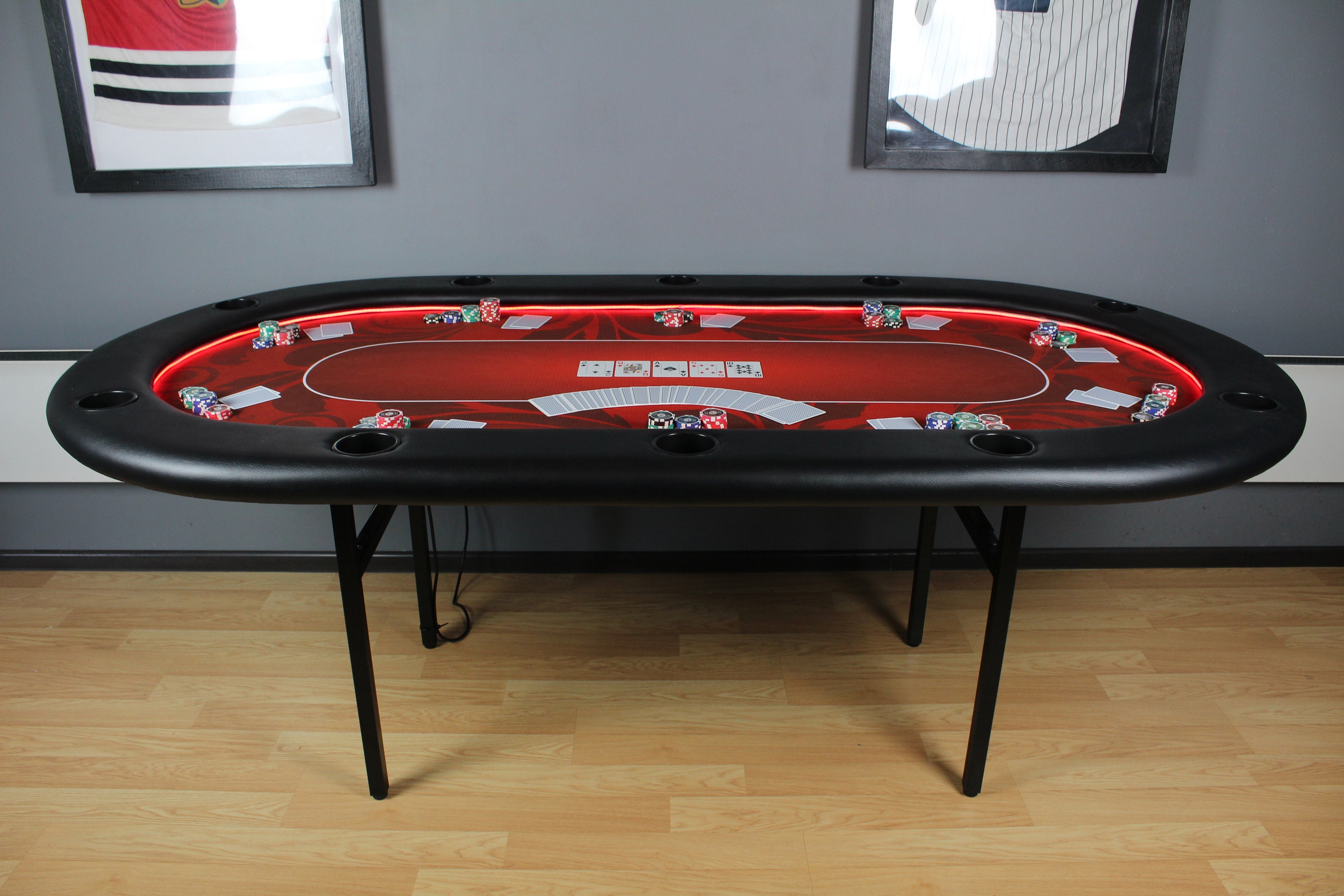 Round poker table - .de