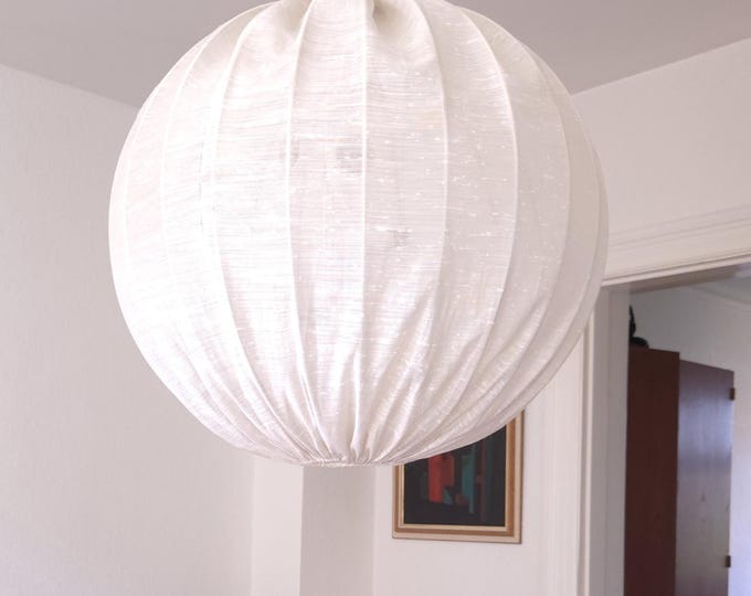 Vintage fabric globe pendant Scandinavian fabric ball light white Mid Century ceiling light textile pendant large Swedish hanging lamp 1960s