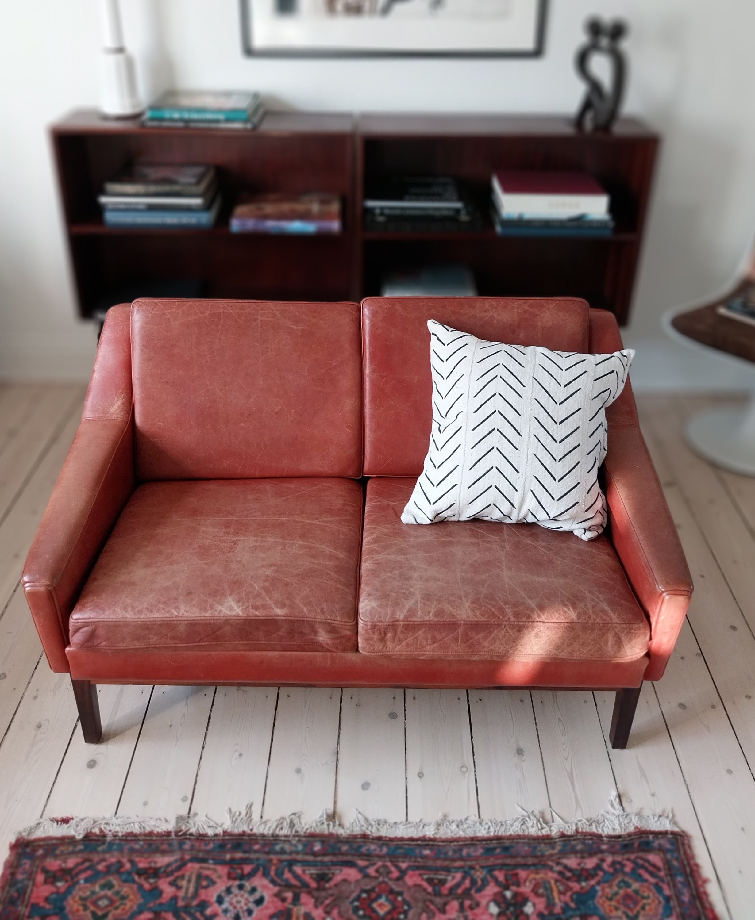 Cognac tufted 2024 leather sofa