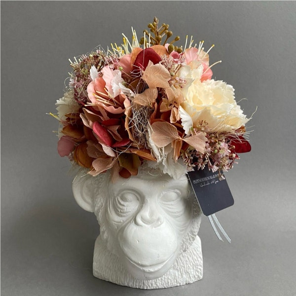 Blumengesteck “MONKEY…“mit Blüten aus Textilgewebe — Seidenblumen — Stoffblumen — Blumen Gesteck haltbar — Deko Blumen — Blumen künstlich