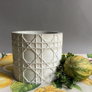 Concrete pot — handmade in a minimalist style with a graphic pattern — ideal as a planter, brush or pen holder or vase