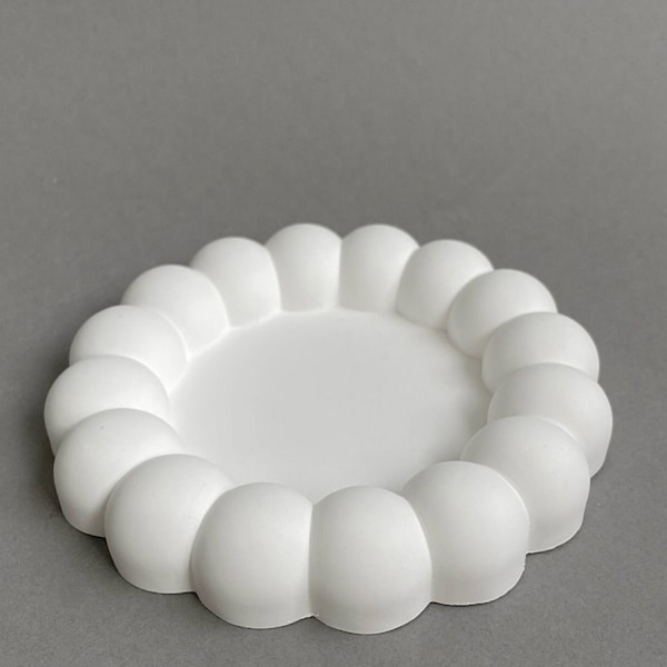 Bowl “BUBBLE”, round made of ceramic, off white — jewelry bowl — small plate — small bowl — white bowl — storage — plate