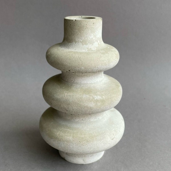 Vase aus Beton — Blumenvase puristisch modern — Betonvase — Beton Design Optik — Gefäß für Blumen — Aufbewahrung Blumen