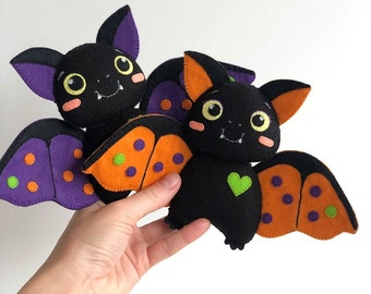 Halloween Charm: Playful Felt Bats for Your Seasonal Decor