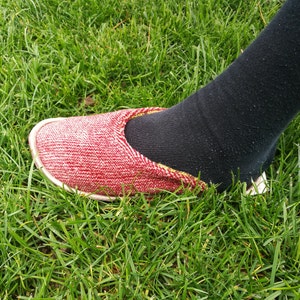 Wollen slippers / Eco slippers / Huis slippers / Womens slippers / Warme slippers / Handgemaakte slippers / Gebreide slippers / Rode slippers /