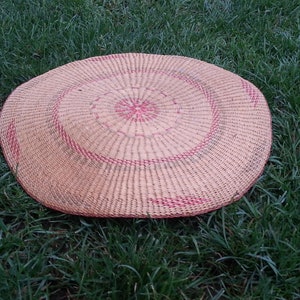 Straw pad / Wicker backing / Serving tray / Round doily / Vintage Substrate / Table decor / Old Substrate / Warm substrate / Table support