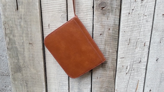 Old Mans Leatherette Wrist Bag