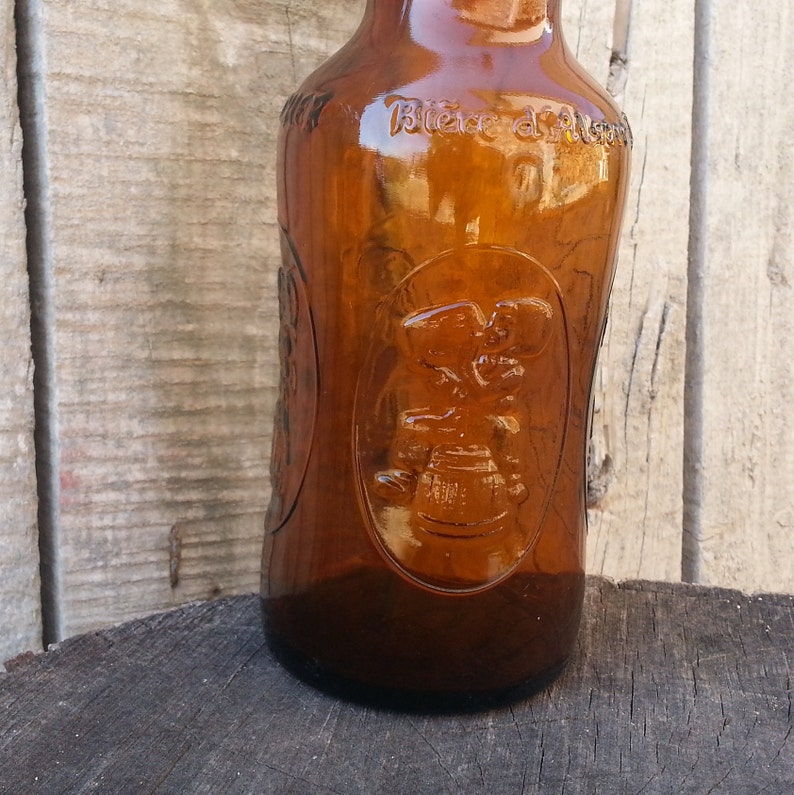 Old Glass Bottle / A Primitive Bottle / Rustic Barware / Water Bottle / Storage Bottle / Antique