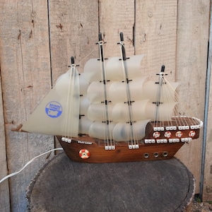 Vintage Night Lamp / Wooden Ship Model Lamp / Home decoration/Night Light Ship /Decorative Ship / Vintage Wooden Night Lamp / Old Night Lamp