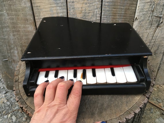 kids wooden piano